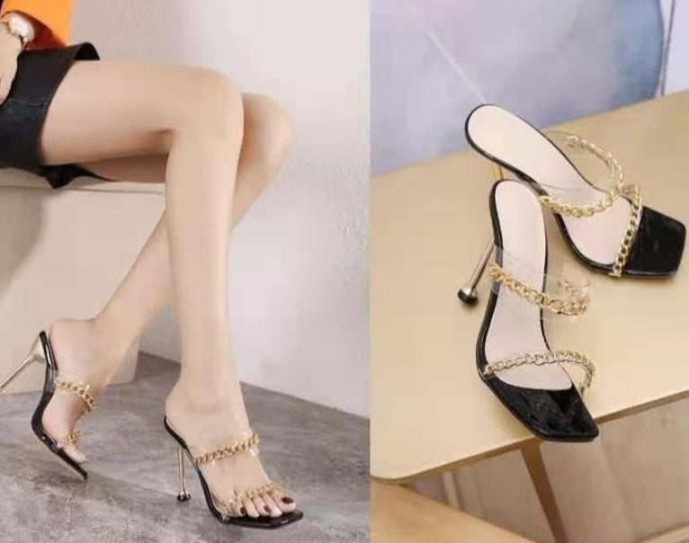 Sandales Transparentes à Talon avec Chaîne Dorée