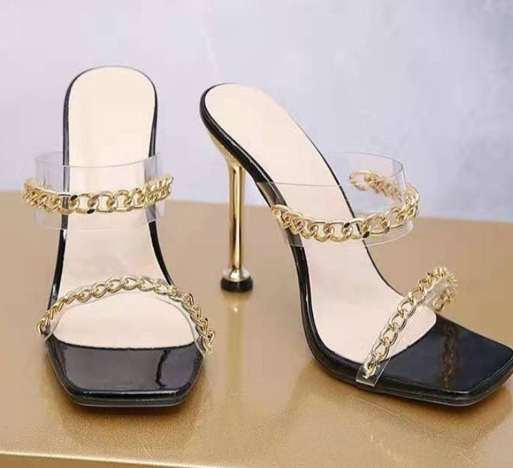Sandales Transparentes à Talon avec Chaîne Dorée